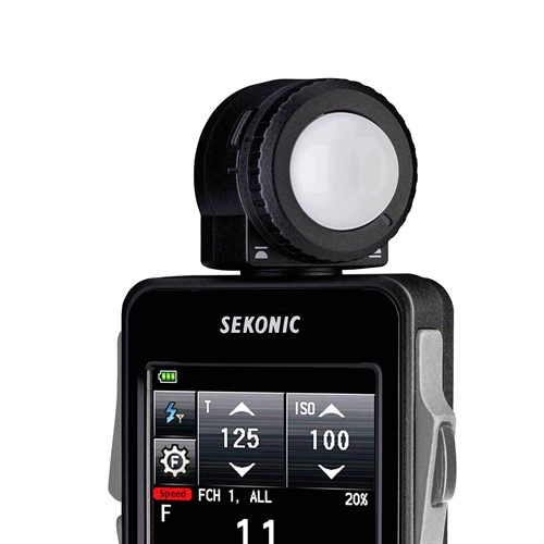 A swivel sensor simplifies reading during measurement