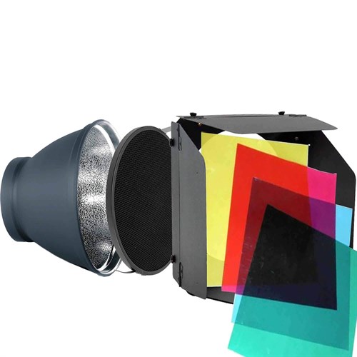 Reflector with a wide range of accessories