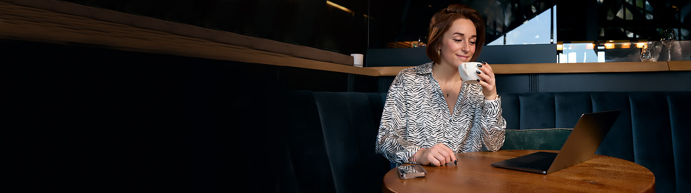 Elinchrom - Smartphone Video and Photo