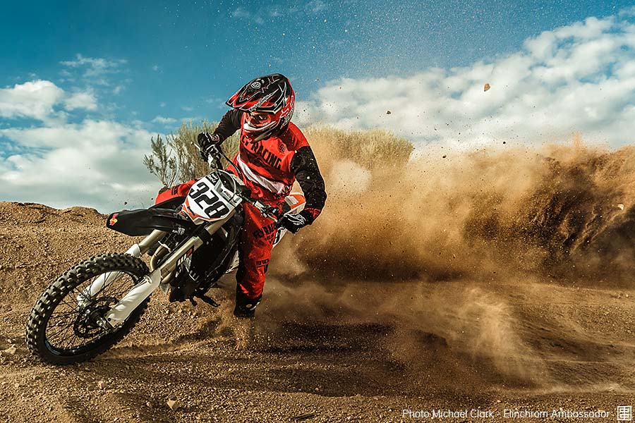 Anzeige:001 clark-001.jpg